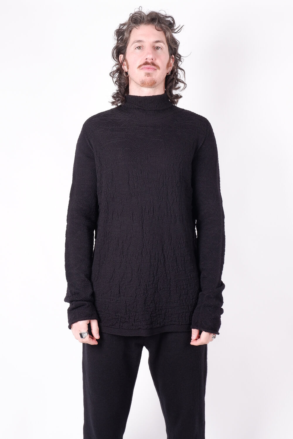 Light Virgin Wool Contrast Turtle Neck Knit Black