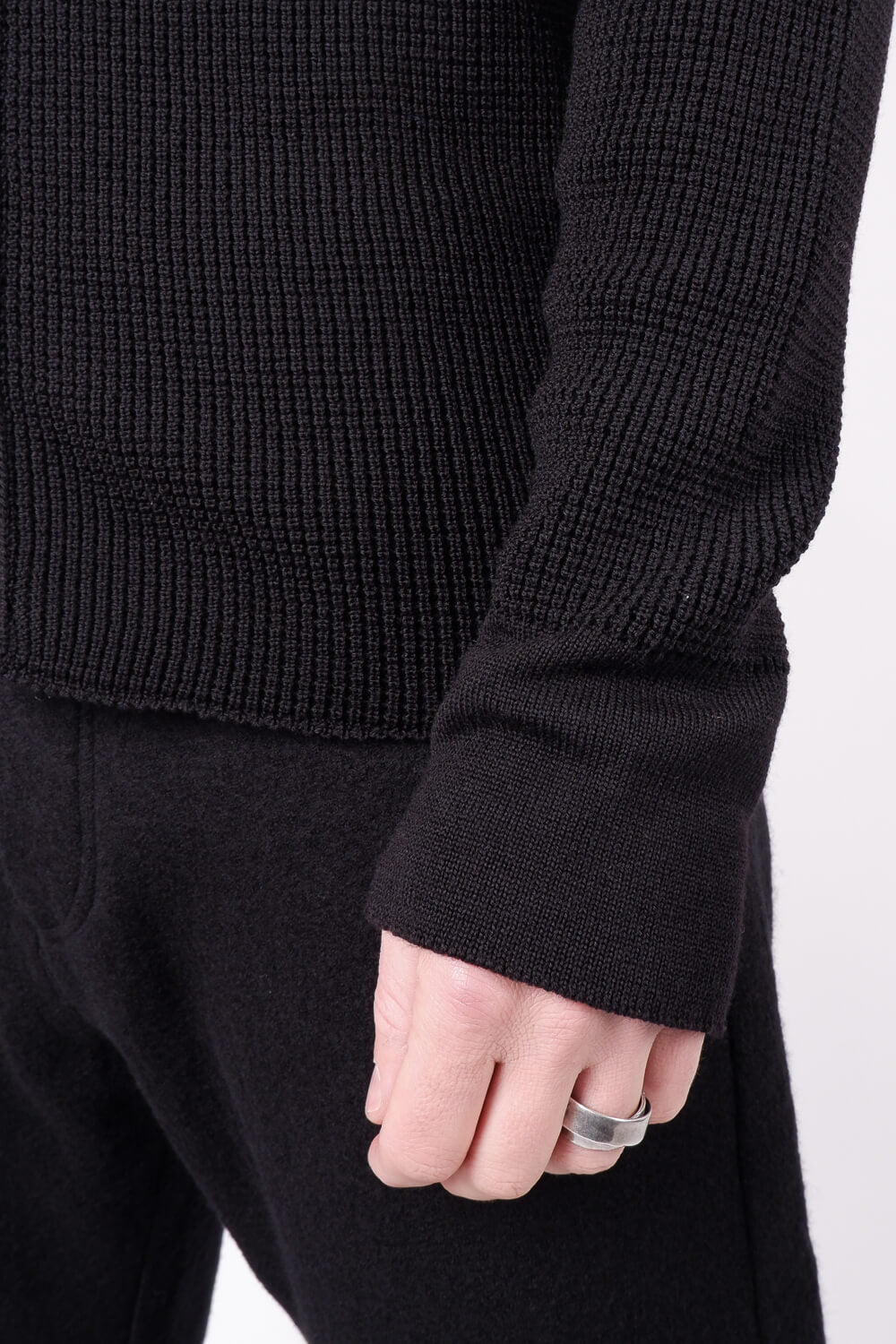 Lightweight Zip-Up Wool Cardigan Black