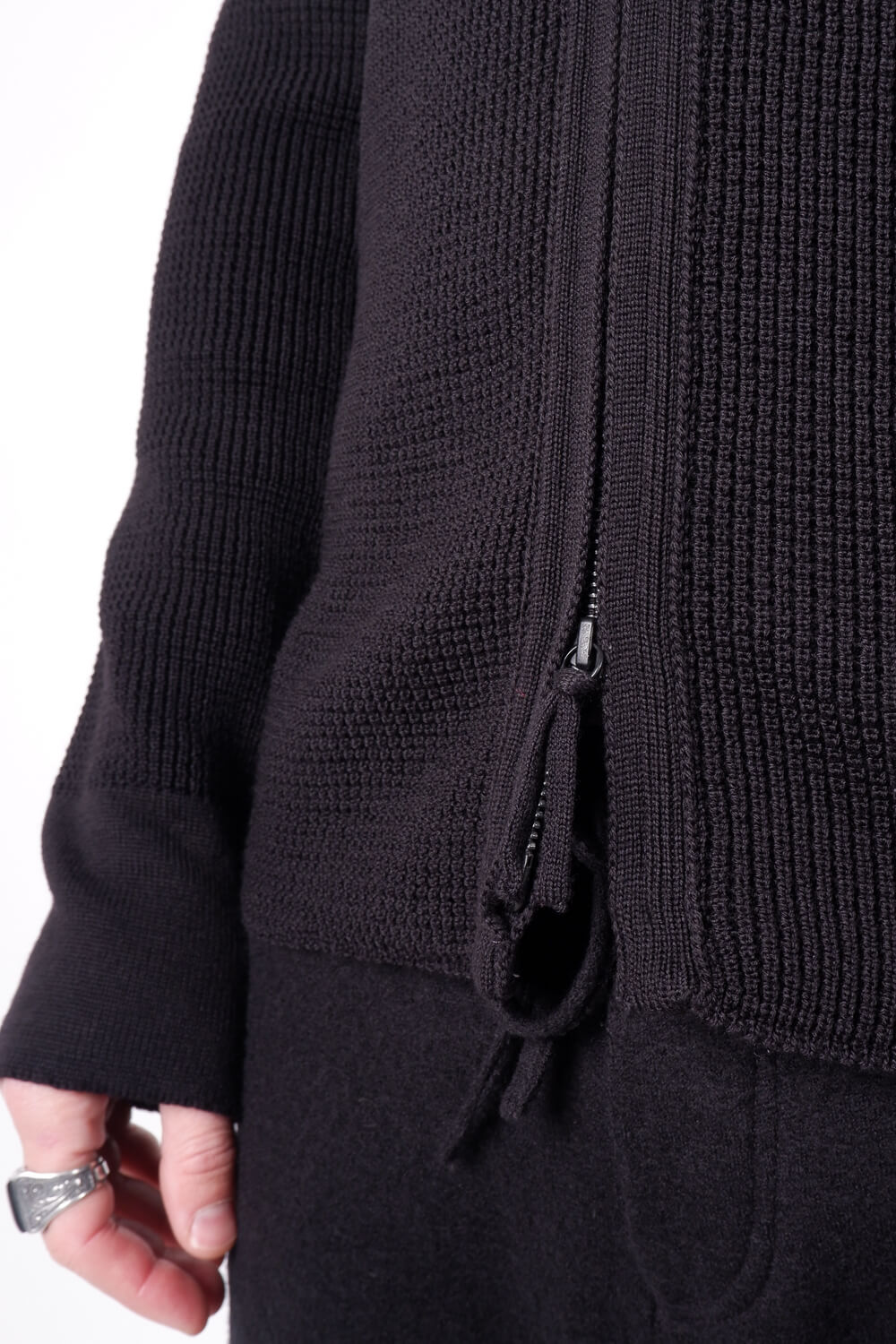 Lightweight Zip-Up Wool Cardigan Black