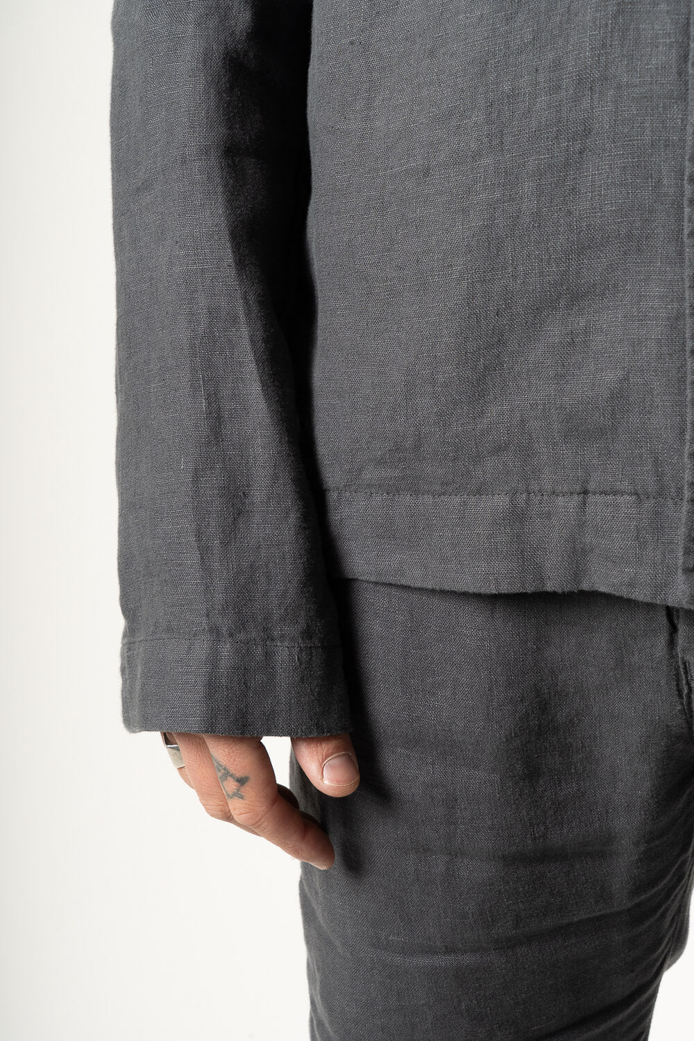 Linen Front Pocket Overshirt Dark Grey