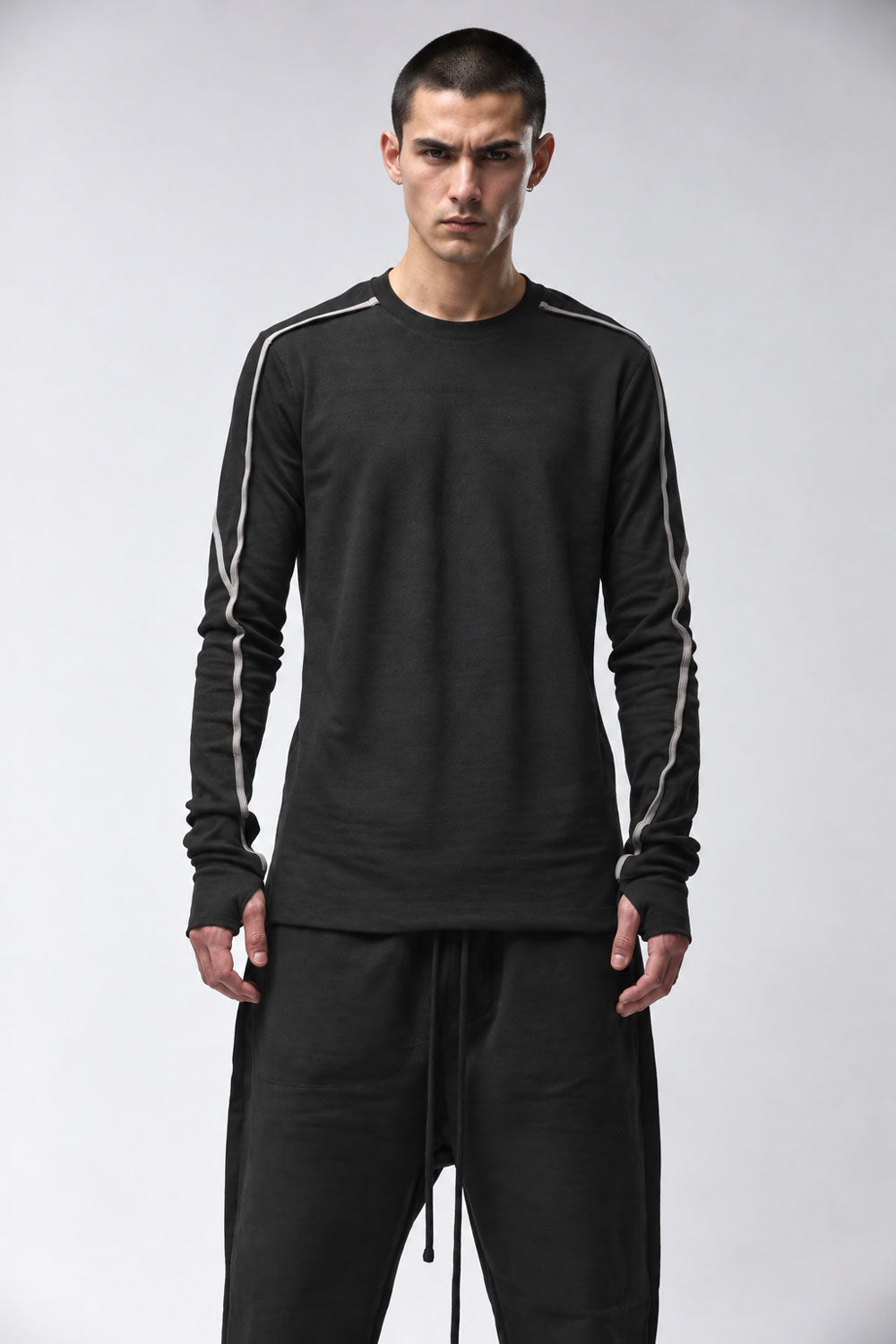 M TS 960 Cotton Blend Long-Sleeve T-Shirt W/ Thumbhole Detail Black