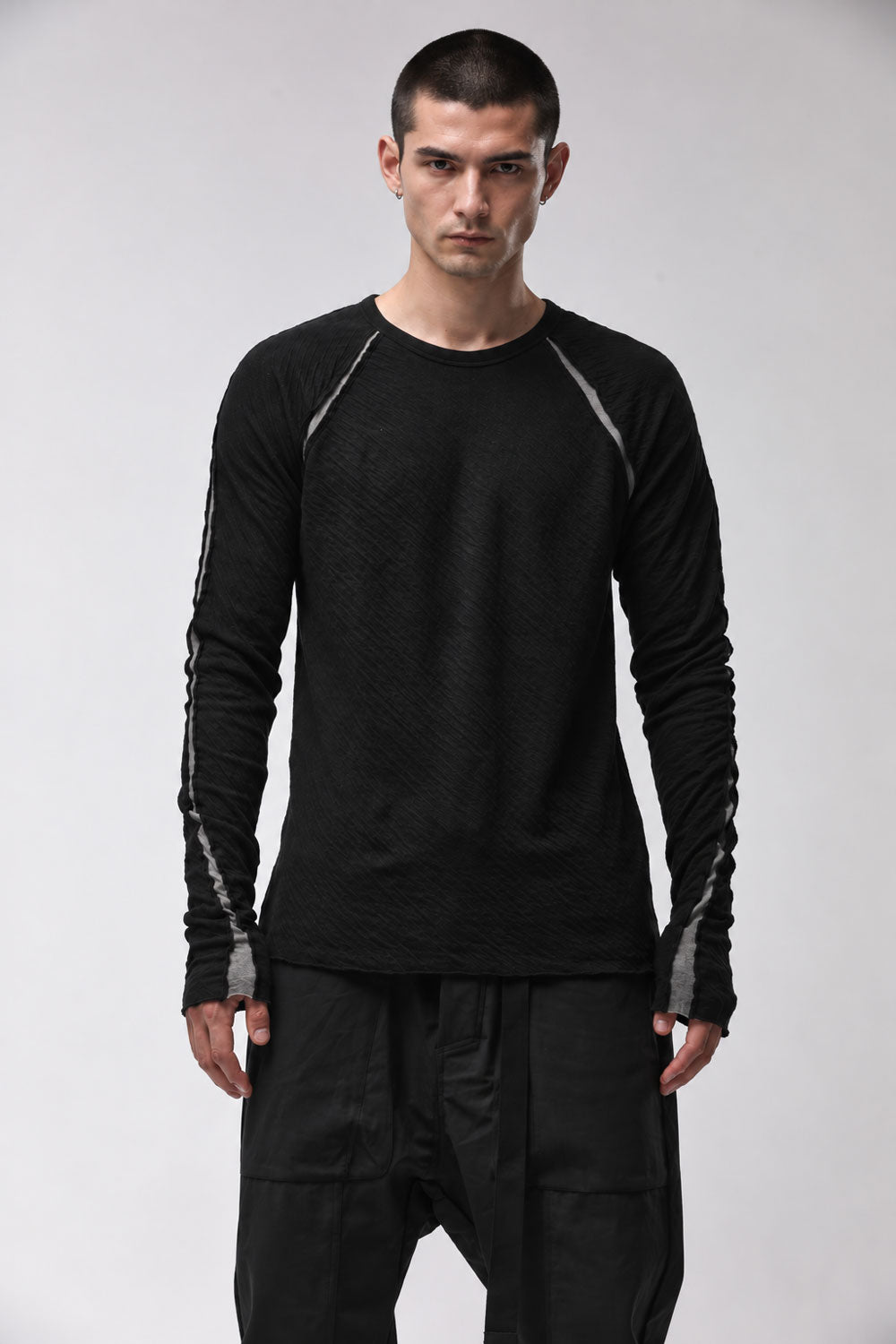 M TS 982 Cotton Long-Sleeve T-Shirt W/ Hem Detail Black