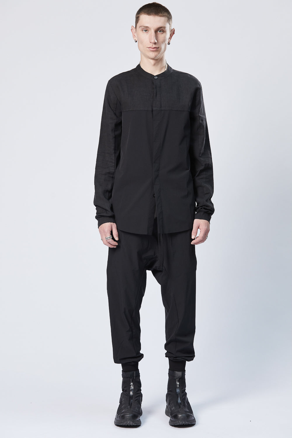 Buy the Thom Krom M H 147 Shirt in Black at Intro. Spend £50 for free UK delivery. Official stockists. We ship worldwide.