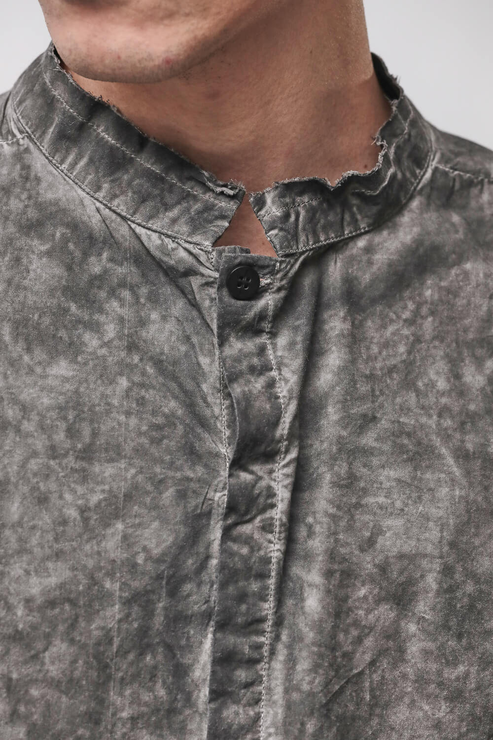 M H 184 Raw Hems Stand-Up Collar Shirt Grey