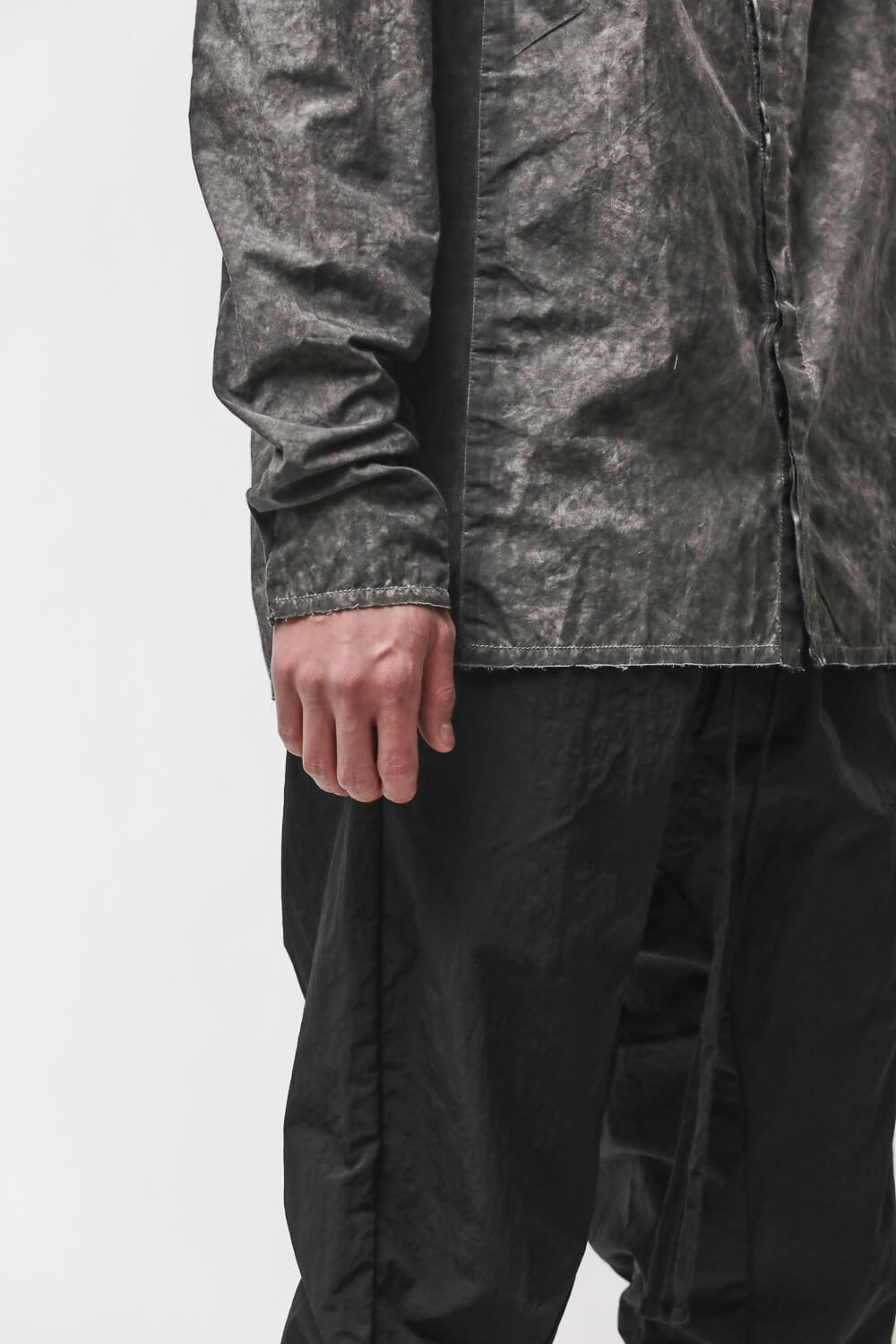 M H 184 Raw Hems Stand-Up Collar Shirt Grey