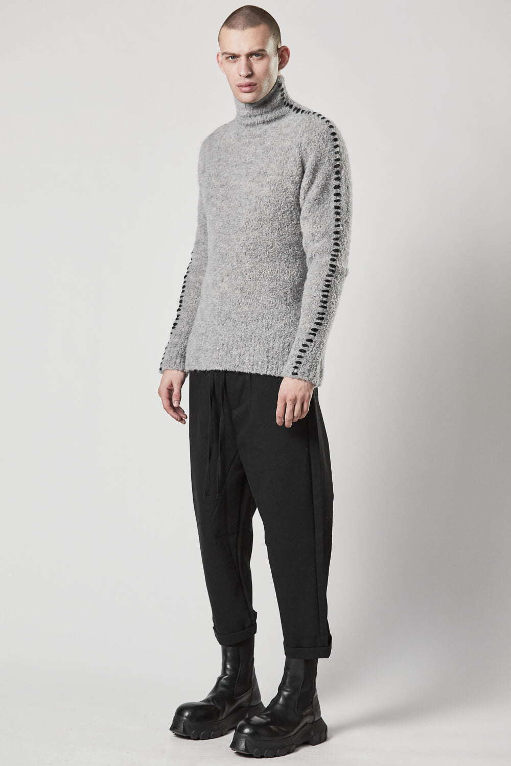 M K 121 High Neck Knit Light Grey