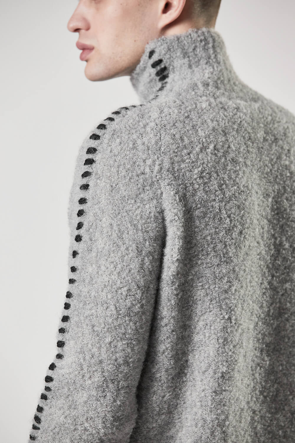 M K 121 High Neck Knit Light Grey