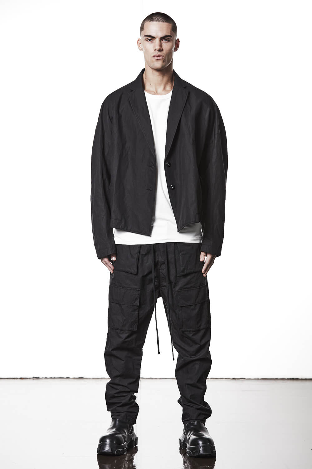 M P 25 Washed Cotton Cargo Pants Black