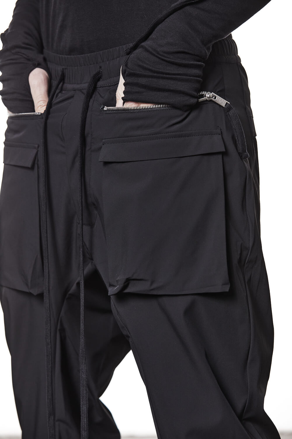 M P 27 Woven Cargo Trousers Black