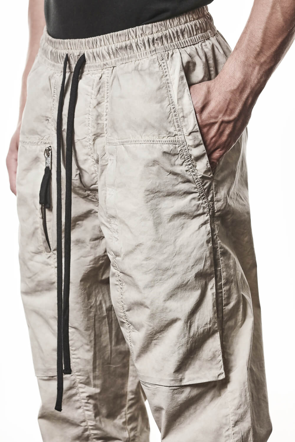 M P 34 Front Patched Pockets Detail Trousers Beige