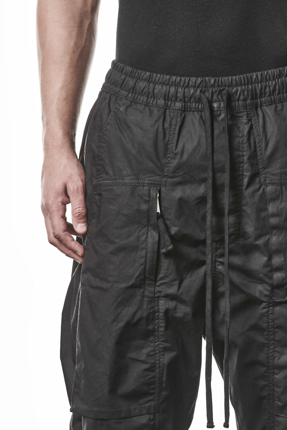 M P 34 Front Patched Pockets Detail Trousers Black