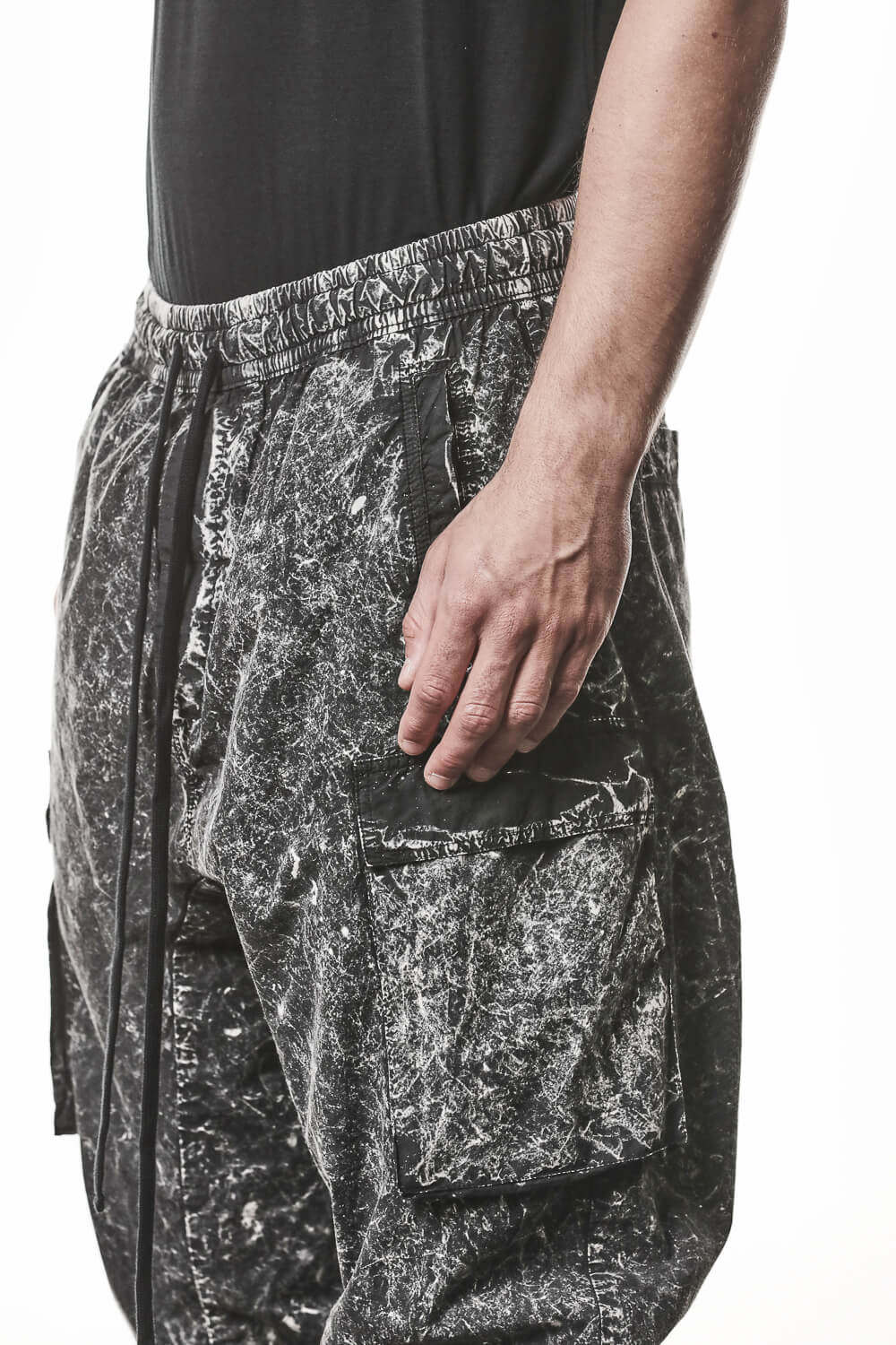 M P 41 Cargo Pocket Trousers Black Marble