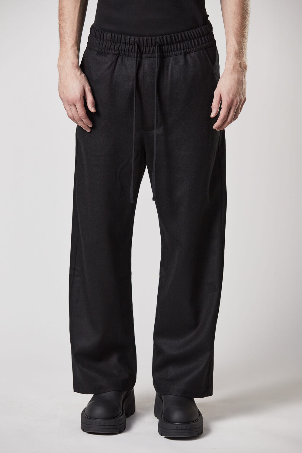 M P 6 Wide Leg Wool Trousers Black