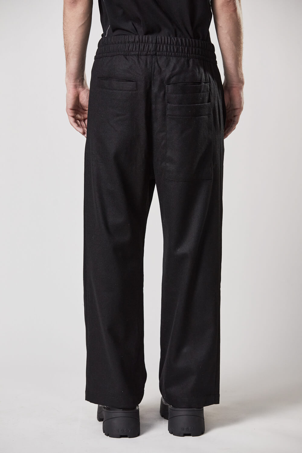 M P 6 Wide Leg Wool Trousers Black