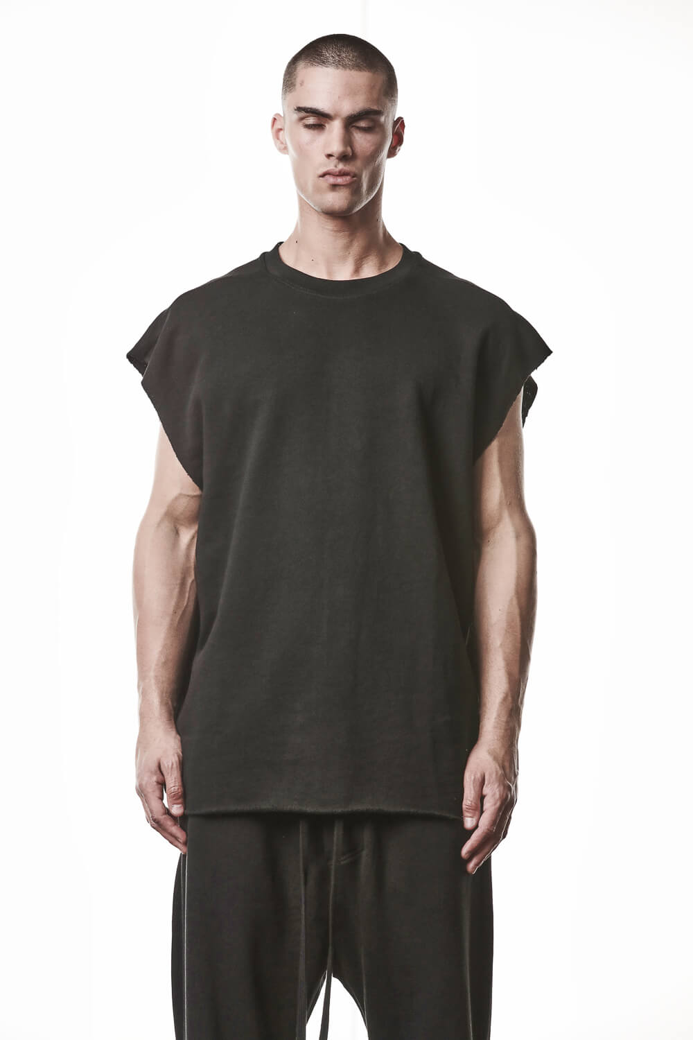 M S 190 Sleeveless Sweatshirt Black