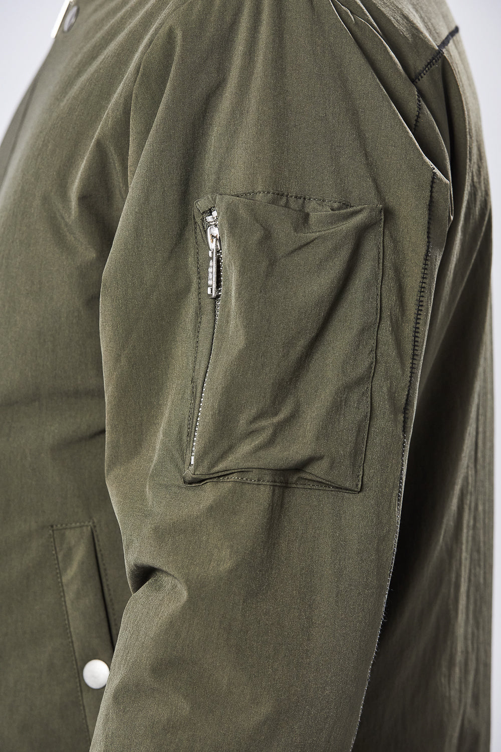 M SJ 603 Nylon Bomber Jacket Green