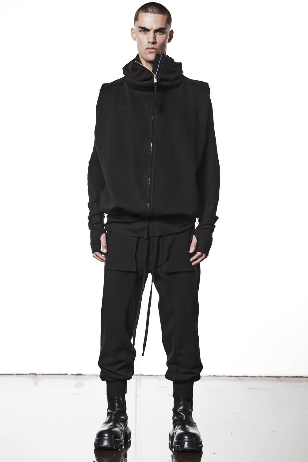 M SJ 684 Zip-Up Hooded Sleeveless Jacket Black