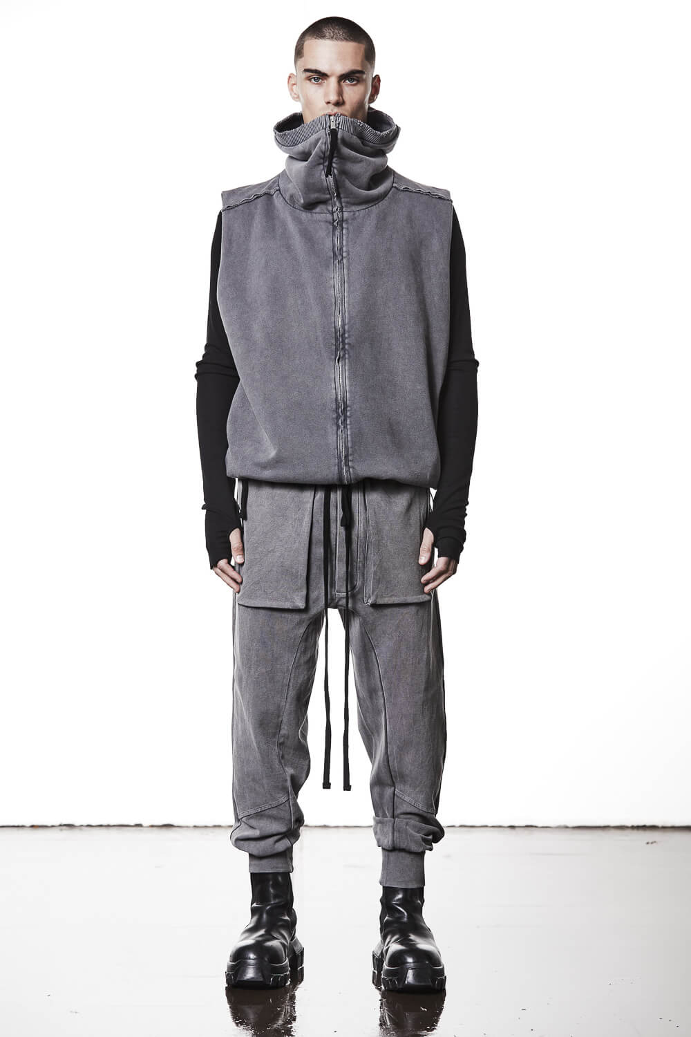 M SJ 684 Zip-Up Sleeveless Hooded Jacket Grey