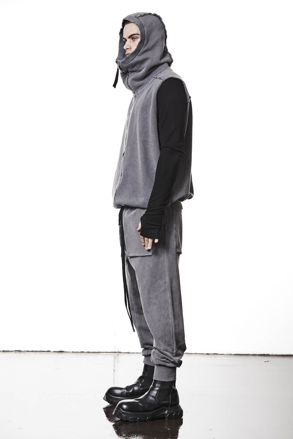 M SJ 684 Zip-Up Sleeveless Hooded Jacket Grey