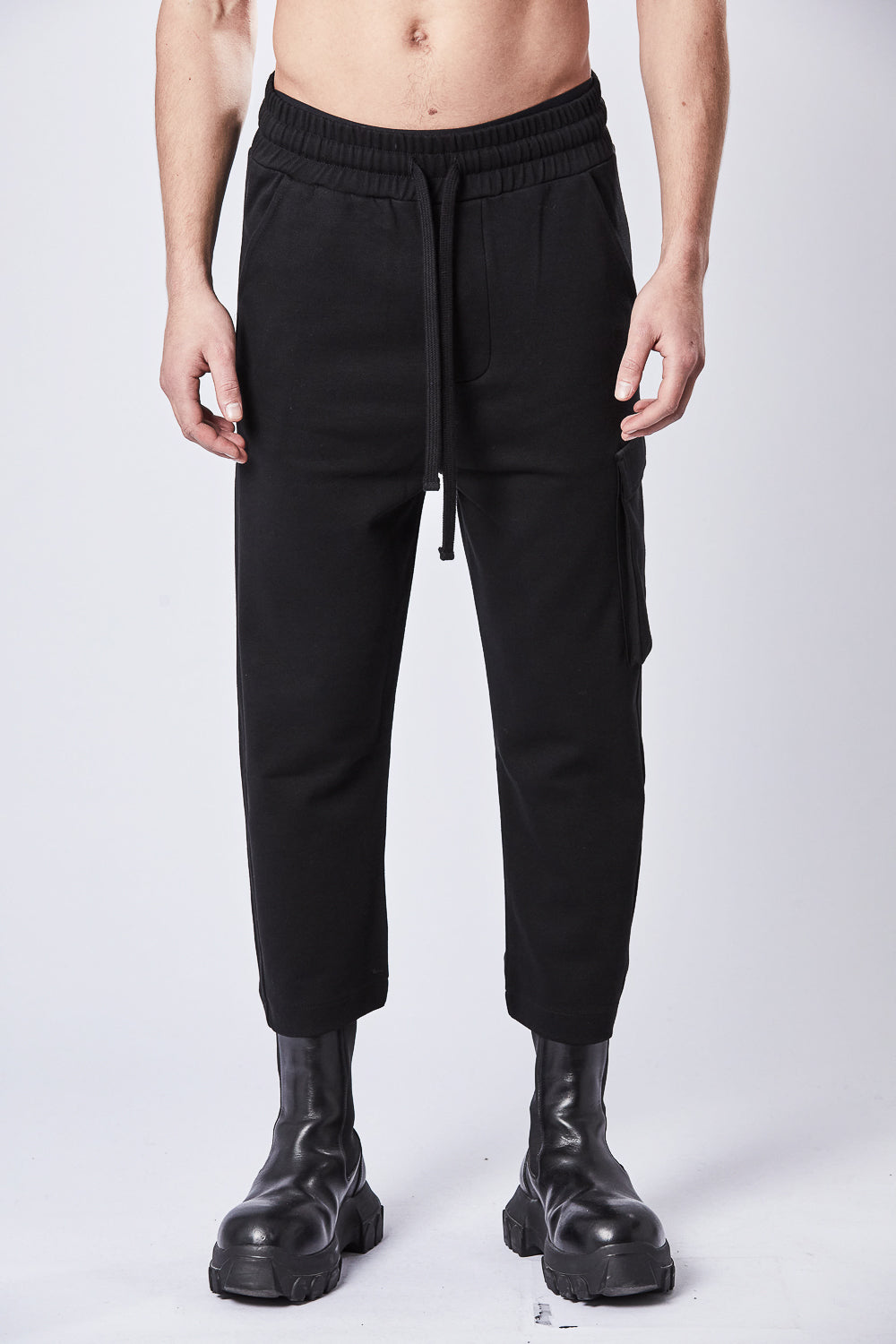 Buy the Thom Krom M ST 397 Sweatpants in Black at Intro. Spend £50 for free UK delivery. Official stockists. We ship worldwide.