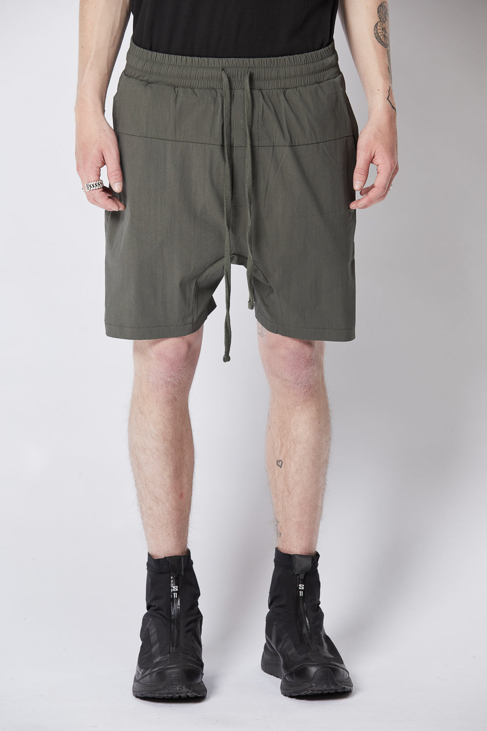 M ST 422 Woven Stretch Cotton Shorts Green