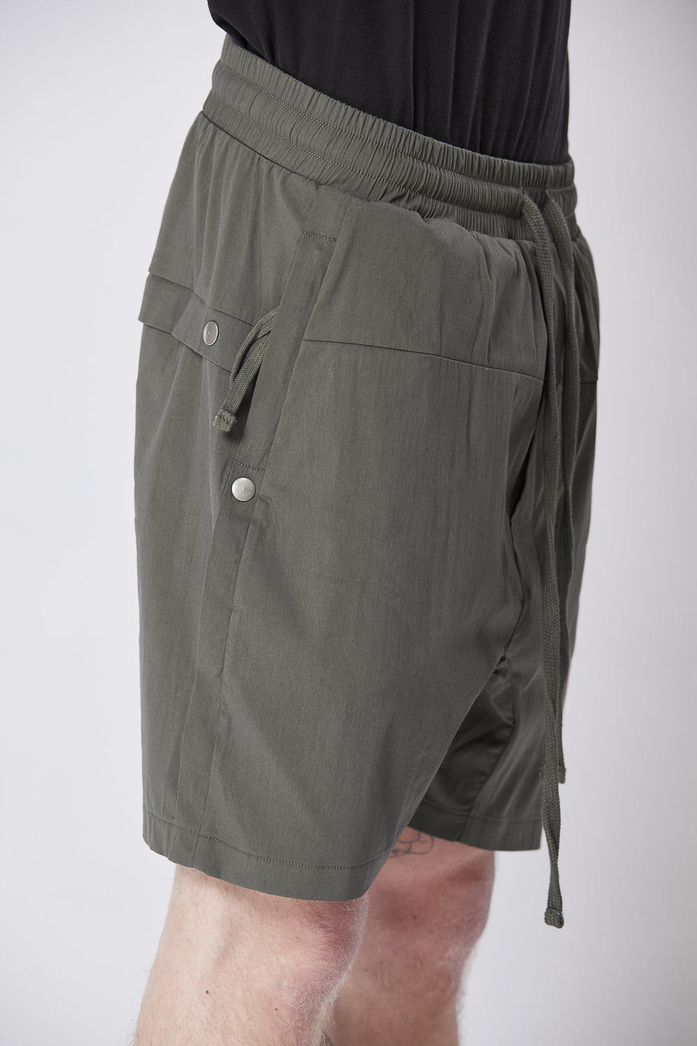 M ST 422 Woven Stretch Cotton Shorts Green