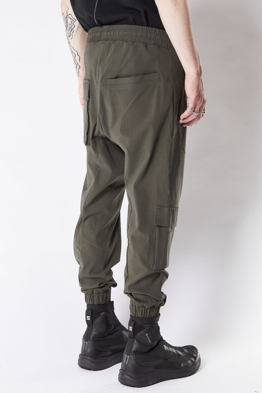 Buy the Thom Krom M ST 436 Sweatpants in Green at Intro. Spend £50 for free UK delivery. Official stockists. We ship worldwide.