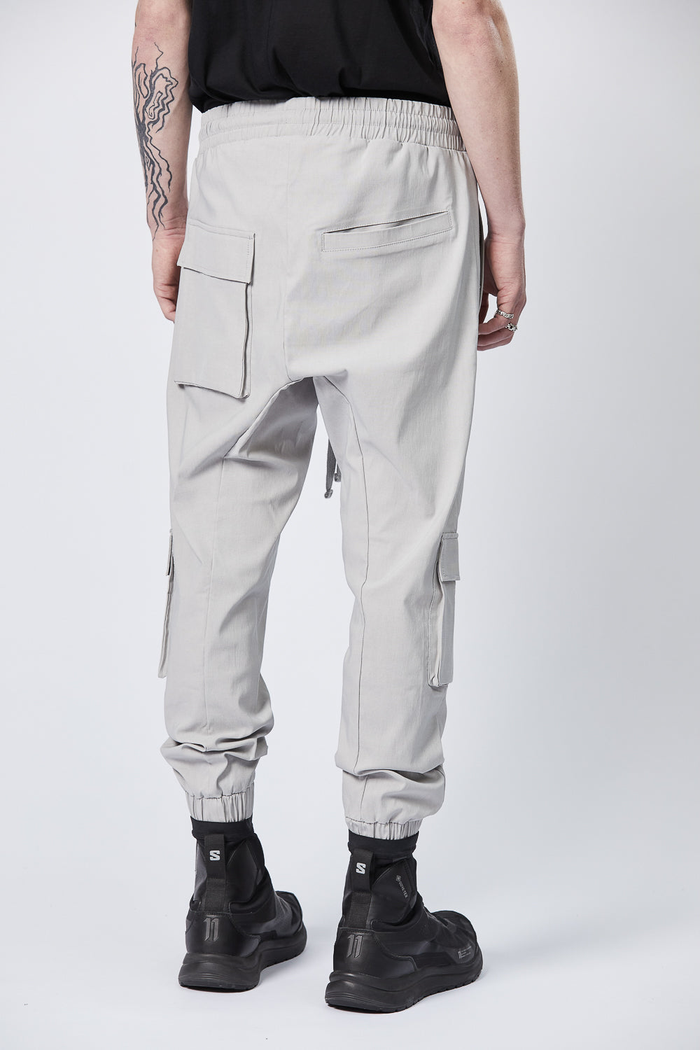 Buy the Thom Krom M ST 436 Sweatpants in Silver at Intro. Spend £50 for free UK delivery. Official stockists. We ship worldwide.