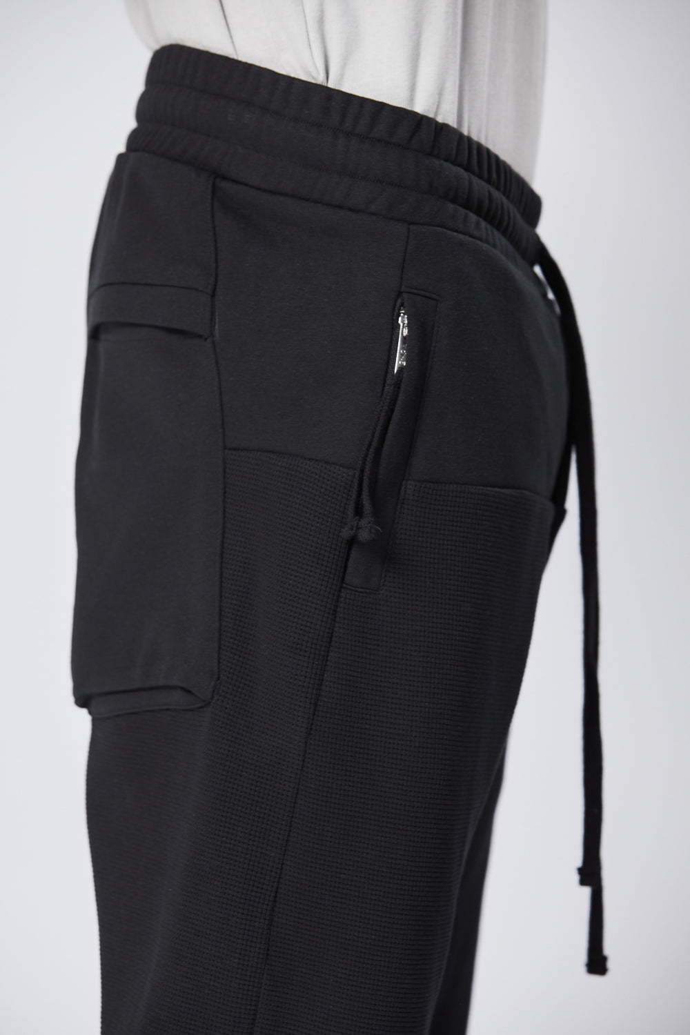 Buy the Thom Krom M ST 438 Sweatpants in Black at Intro. Spend £50 for free UK delivery. Official stockists. We ship worldwide.