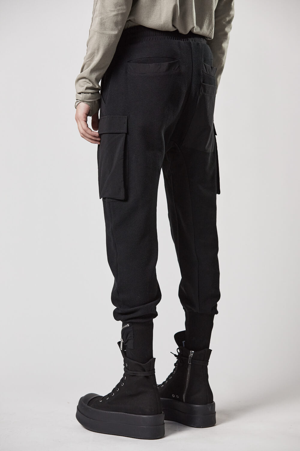 M ST 448 Cargo Sweatpants Black