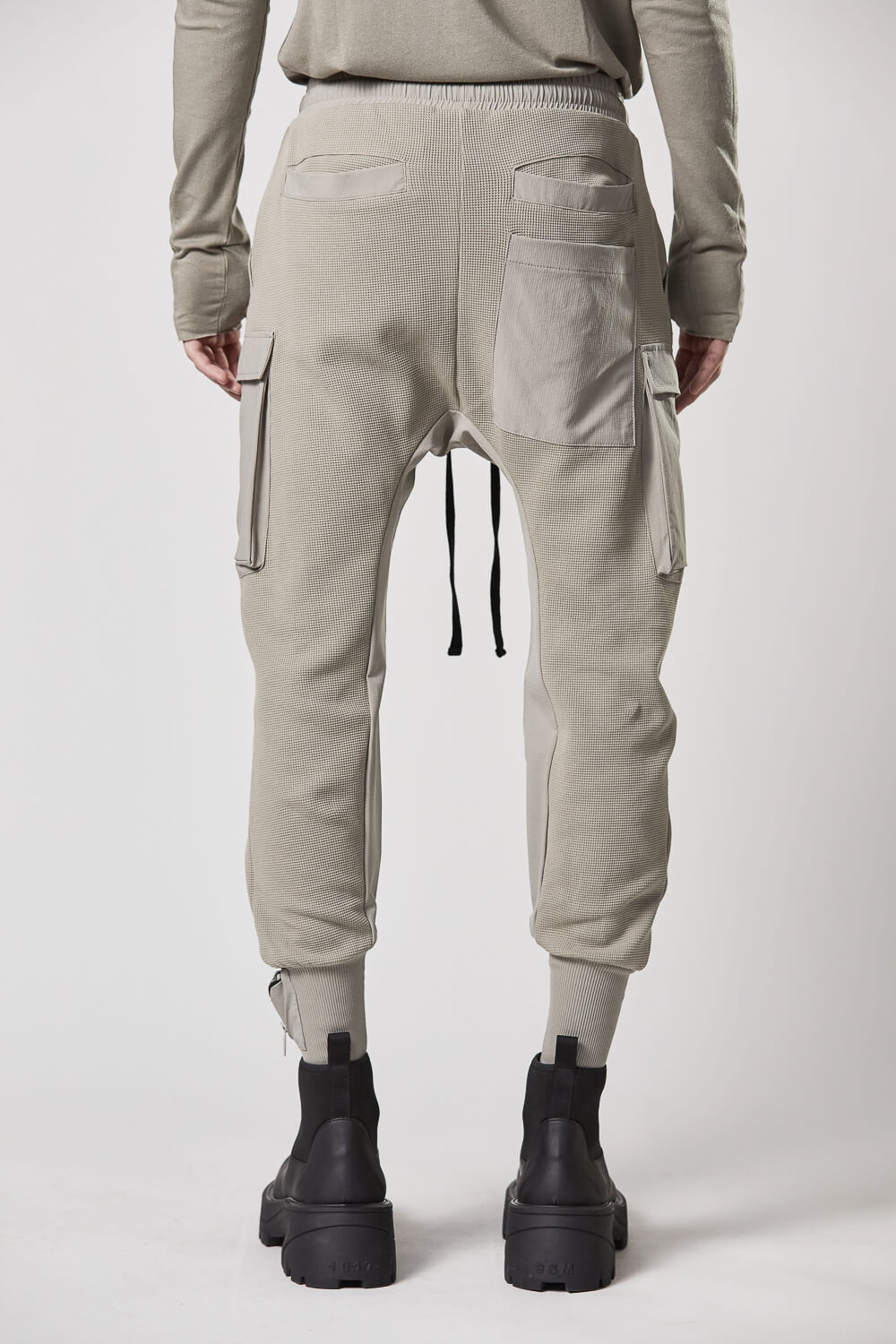 M ST 448 Cargo Sweatpants Sand