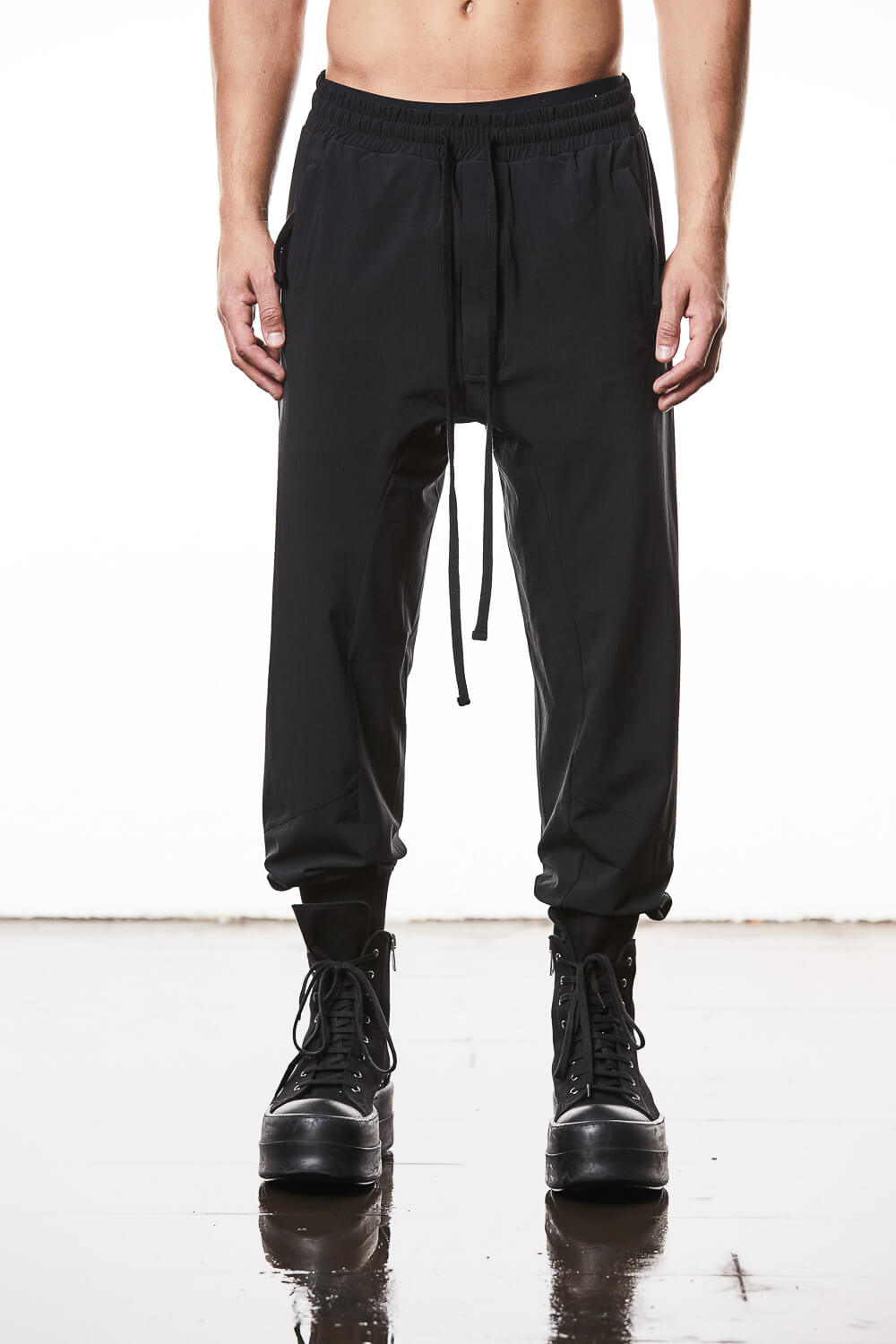 M ST 493 Zip Pockets Trousers Black