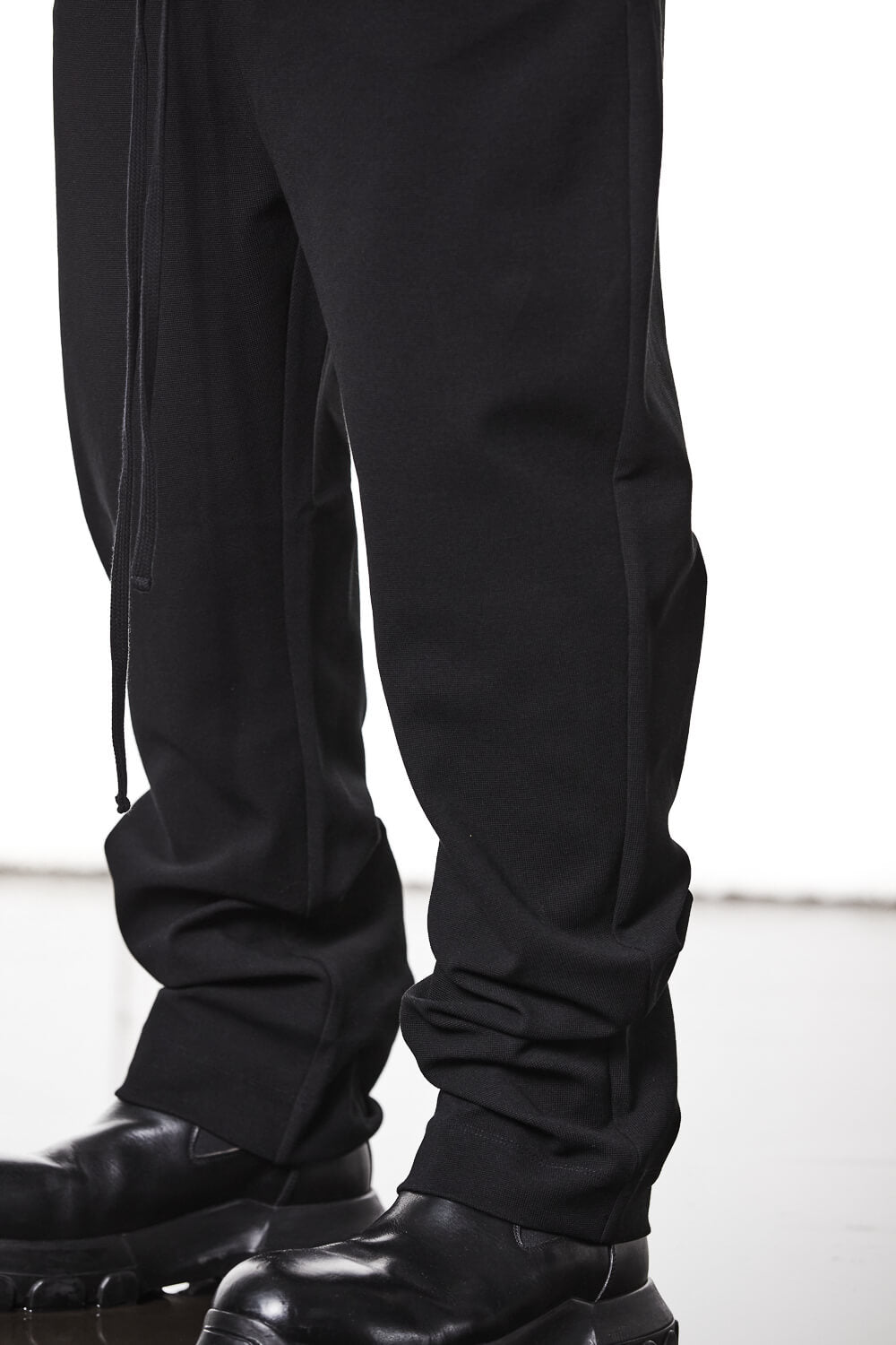 M ST 503 Drawstring Woven Trousers Black