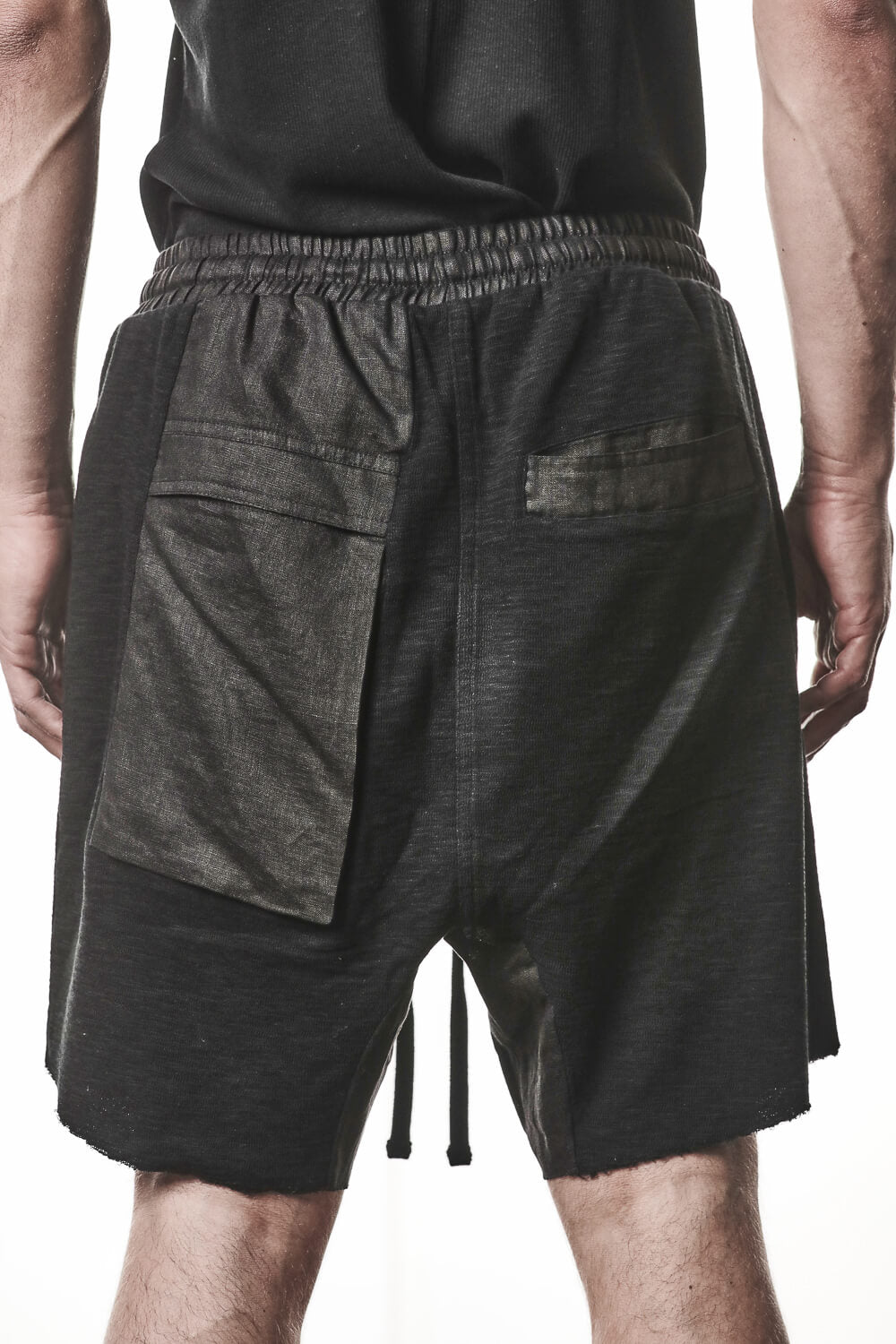 M ST 515 Raw Cut Cotton/Linen Shorts Black