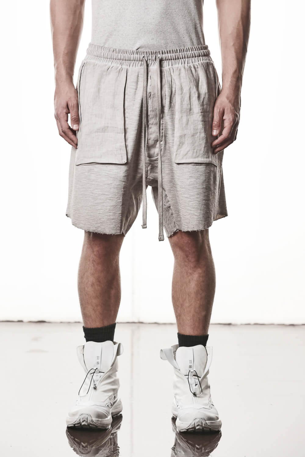 M ST 515 Raw Cut Cotton/Linen Shorts Light Beige