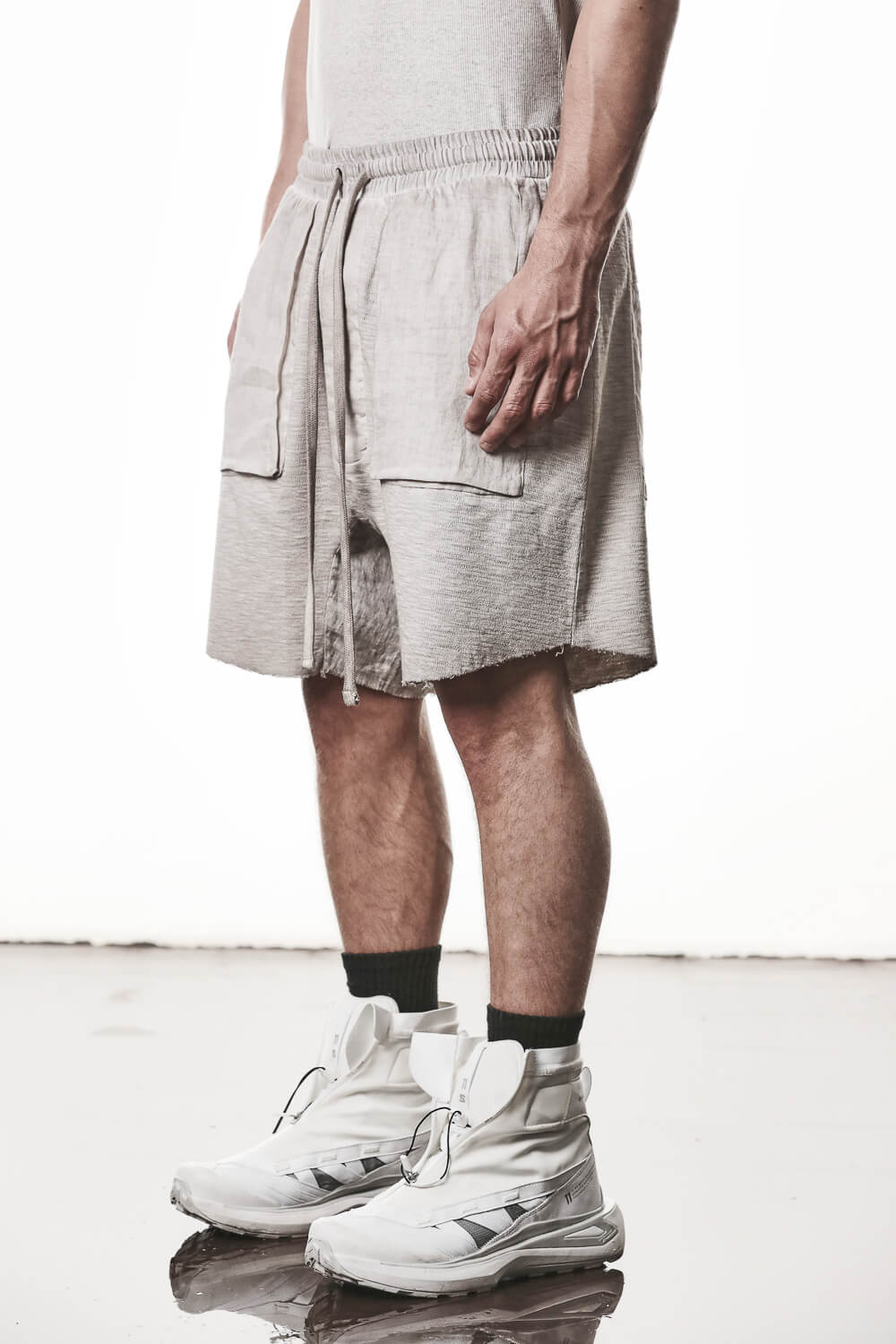 M ST 515 Raw Cut Cotton/Linen Shorts Light Beige