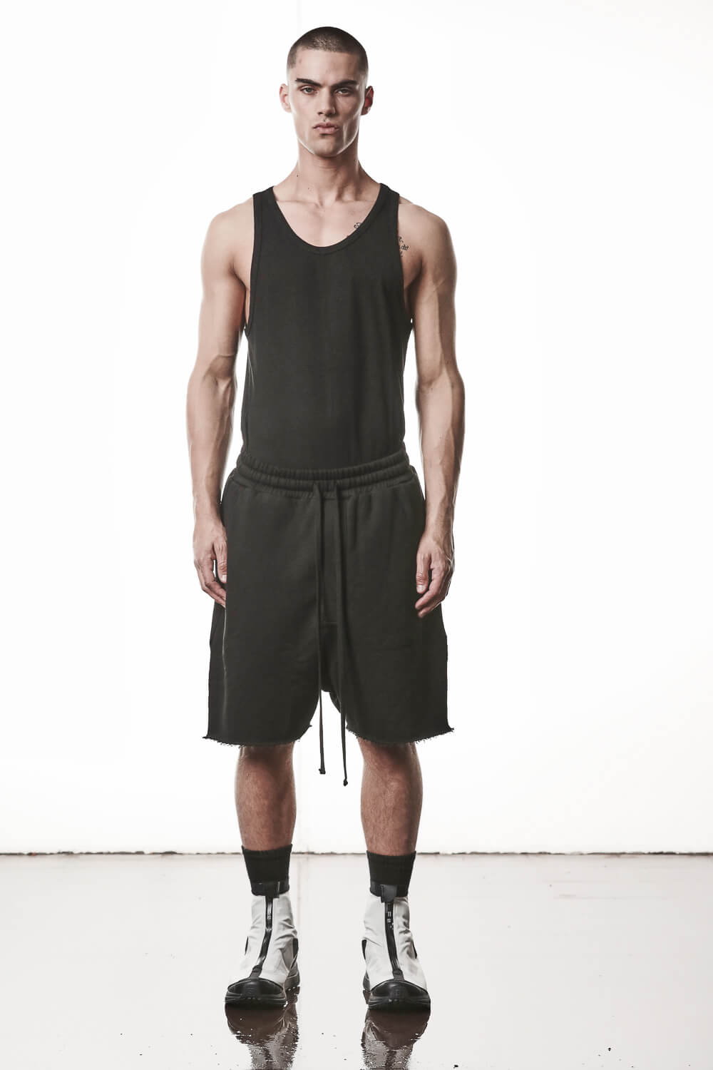 M ST 519 Cotton Cargo Shorts Black