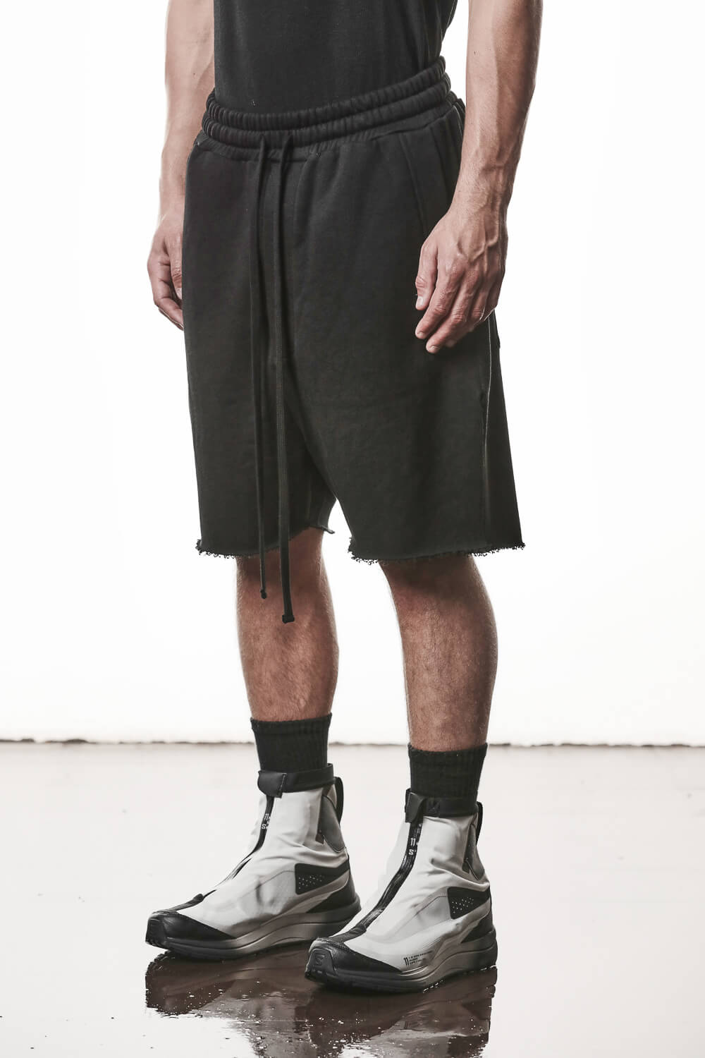 M ST 519 Cotton Cargo Shorts Black