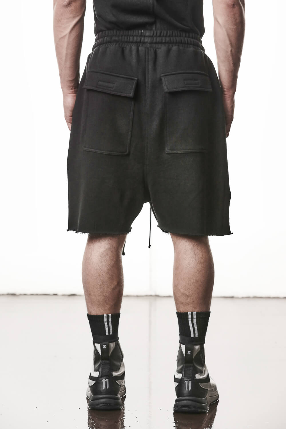 M ST 519 Cotton Cargo Shorts Black