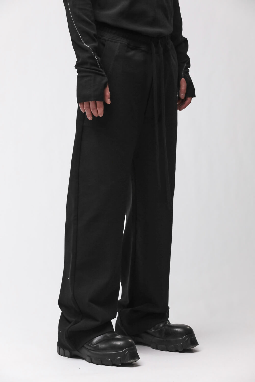 M ST 534 Wide Leg Trousers Black