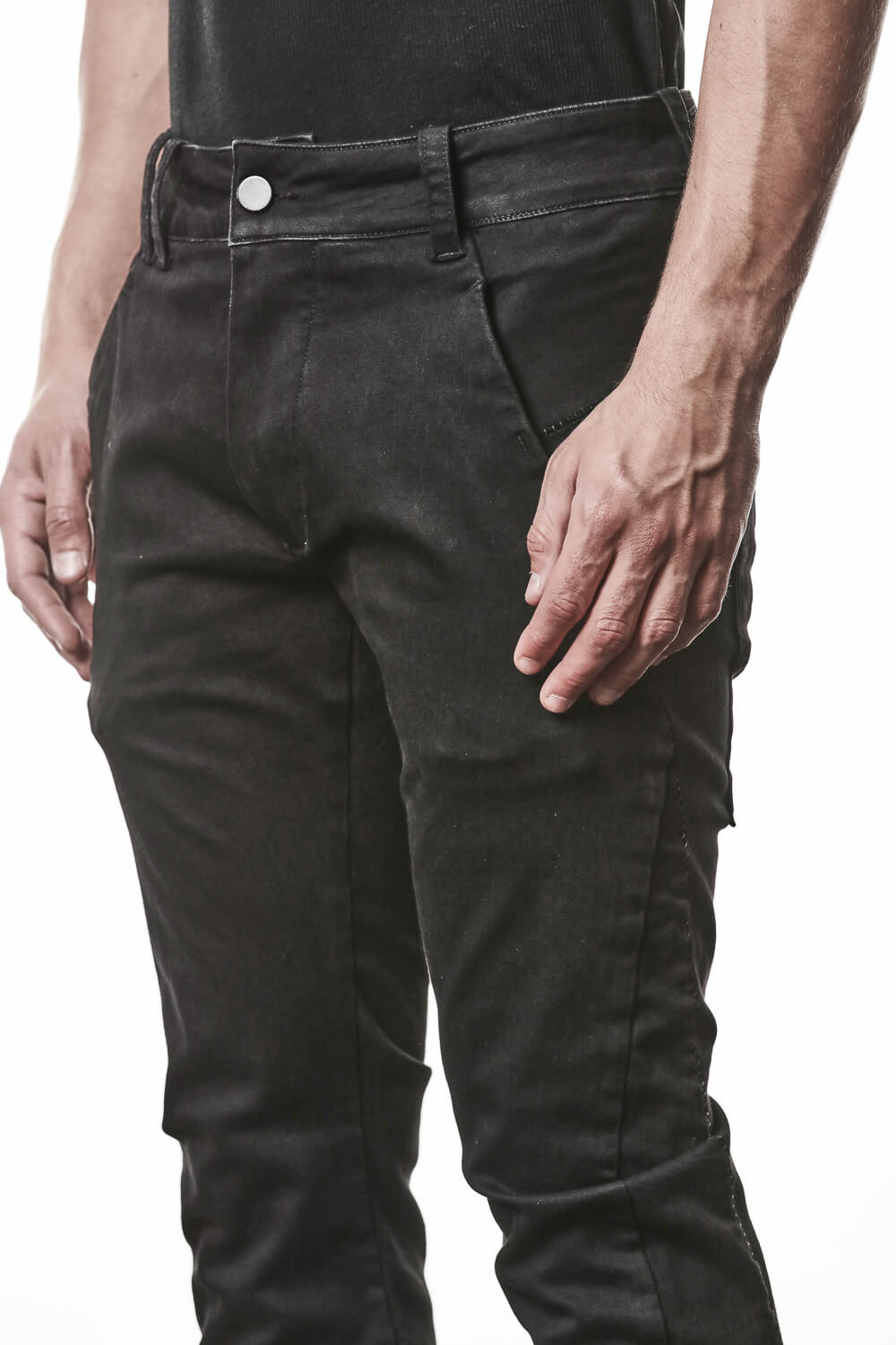 M T 102 Slim Fit Jeans Black