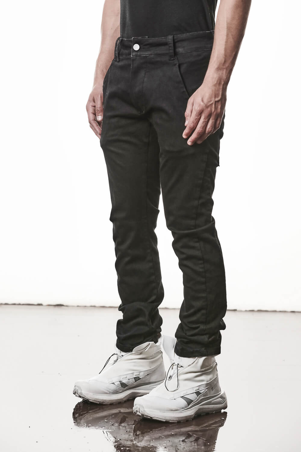 M T 102 Slim Fit Jeans Black