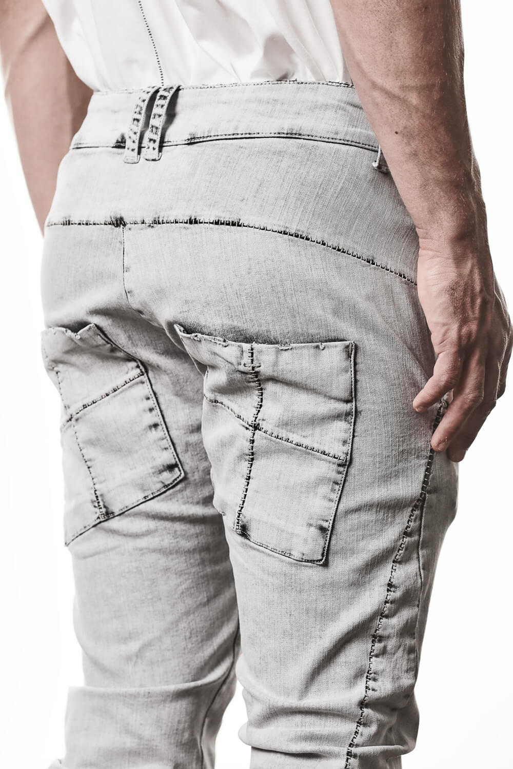 M T 102 Slim Fit Jeans Light Grey