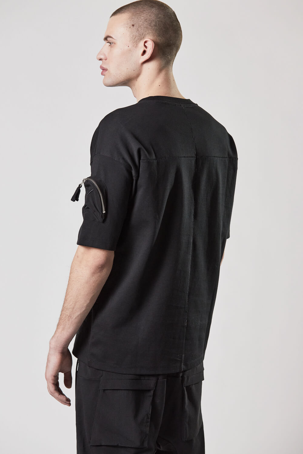 M TS 800 Sleeve Detail T-Shirt Black