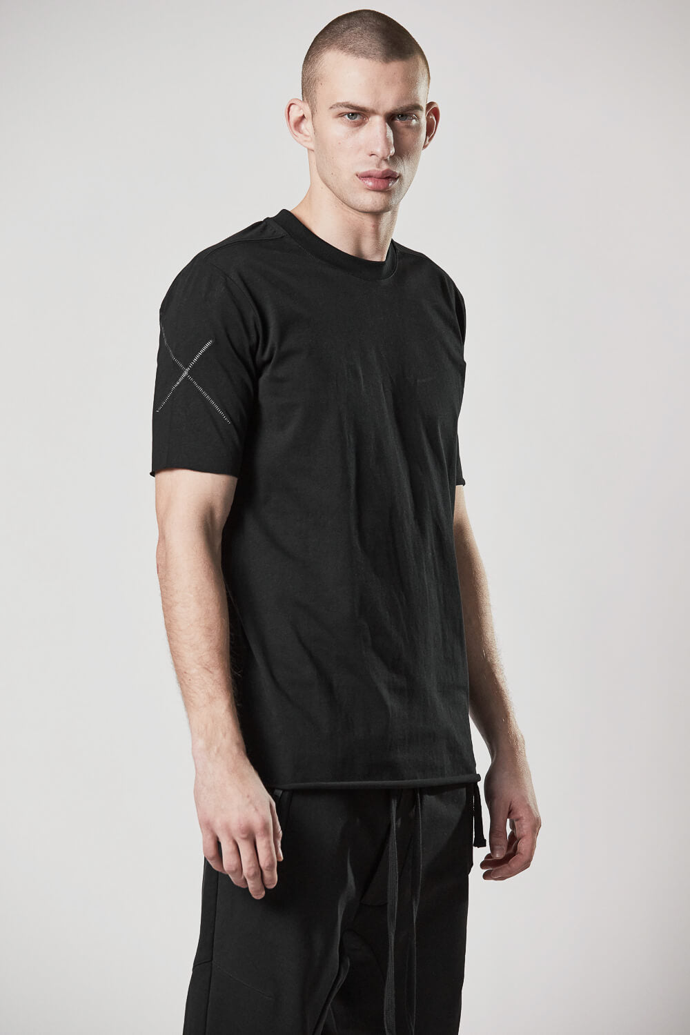 M TS 818 Round Neck T-Shirt Black