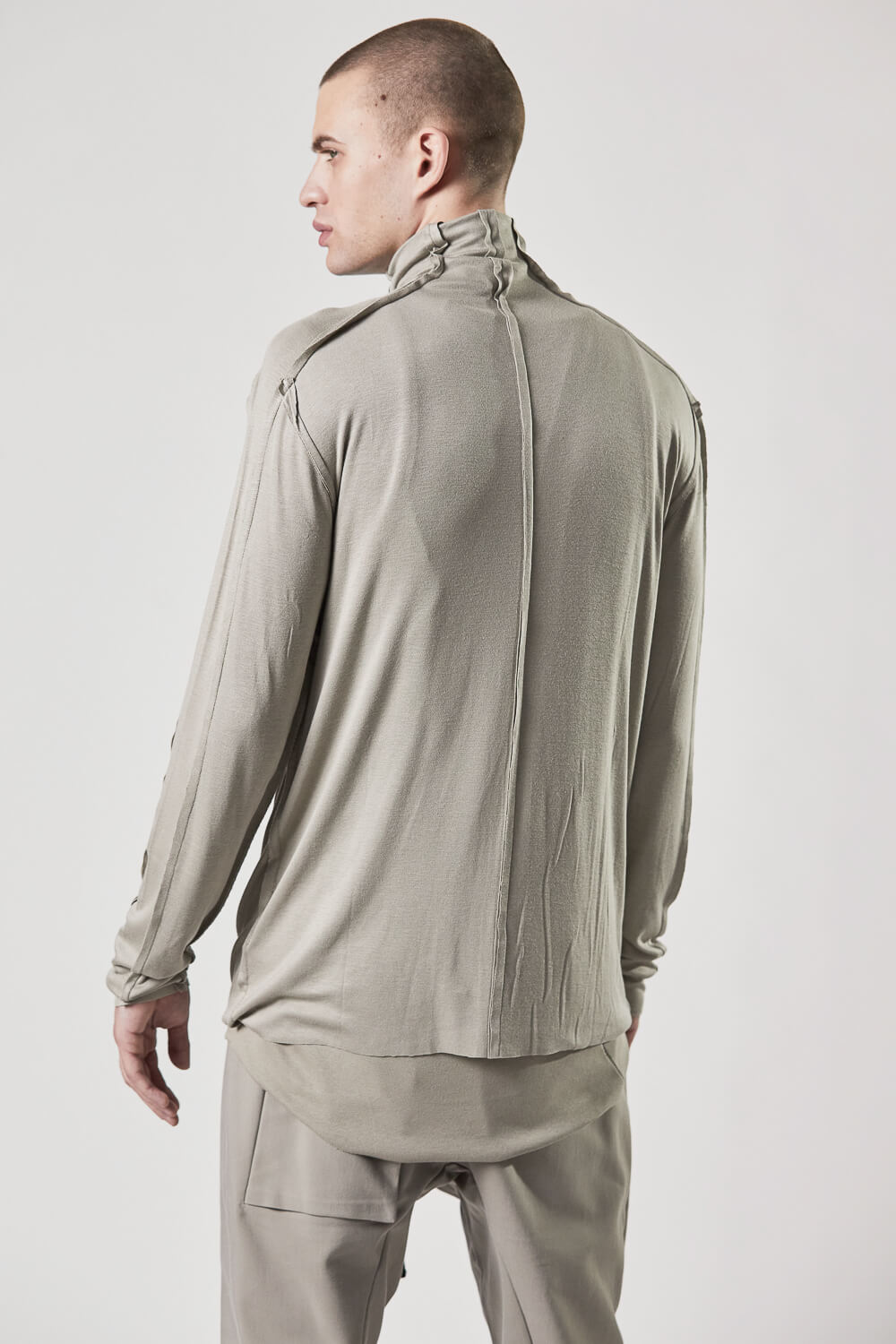 M TS 826 High Neck L/S T-Shirt Sand