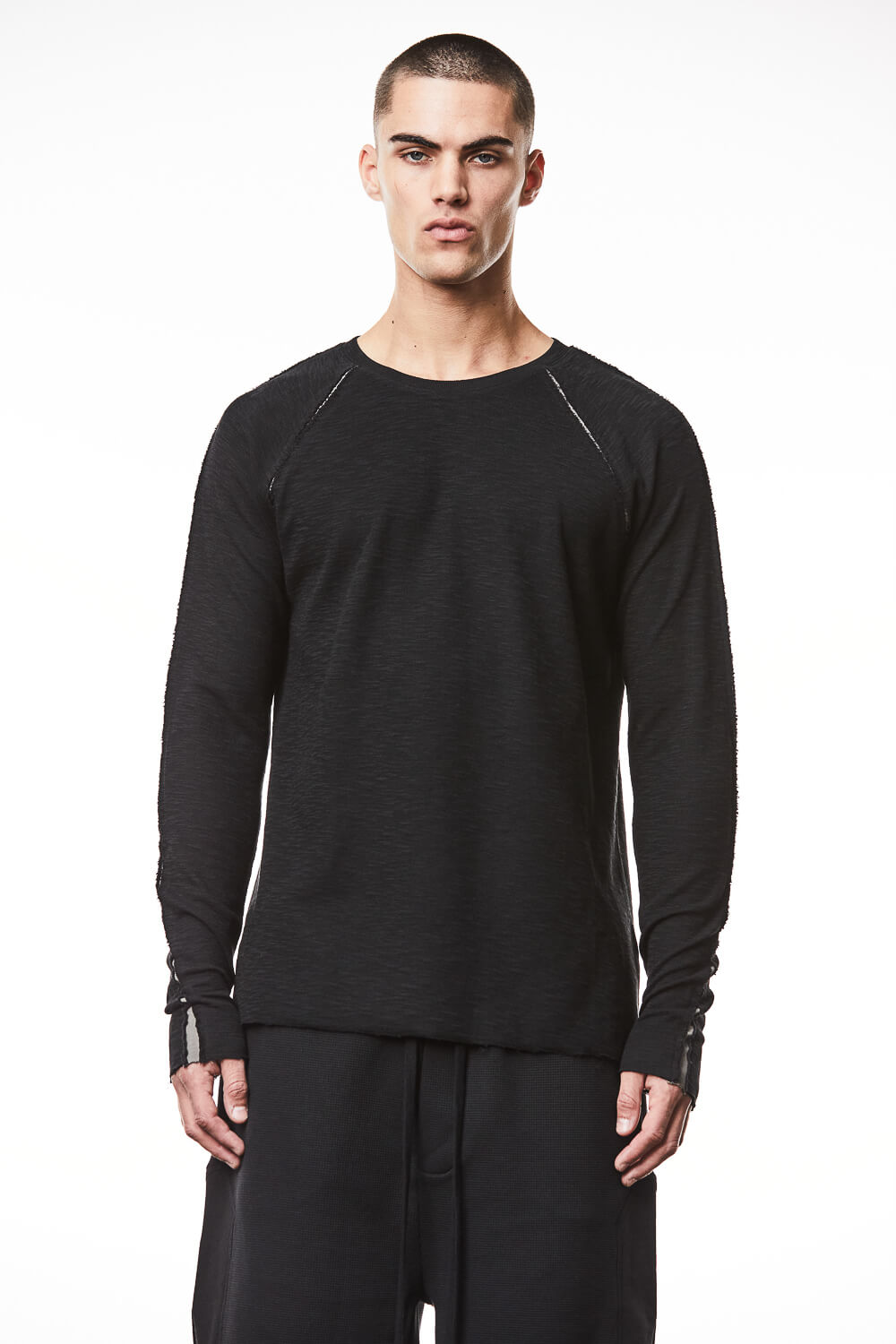 M TS 833 Constrast Colour Inserts L/S T-Shirt Black