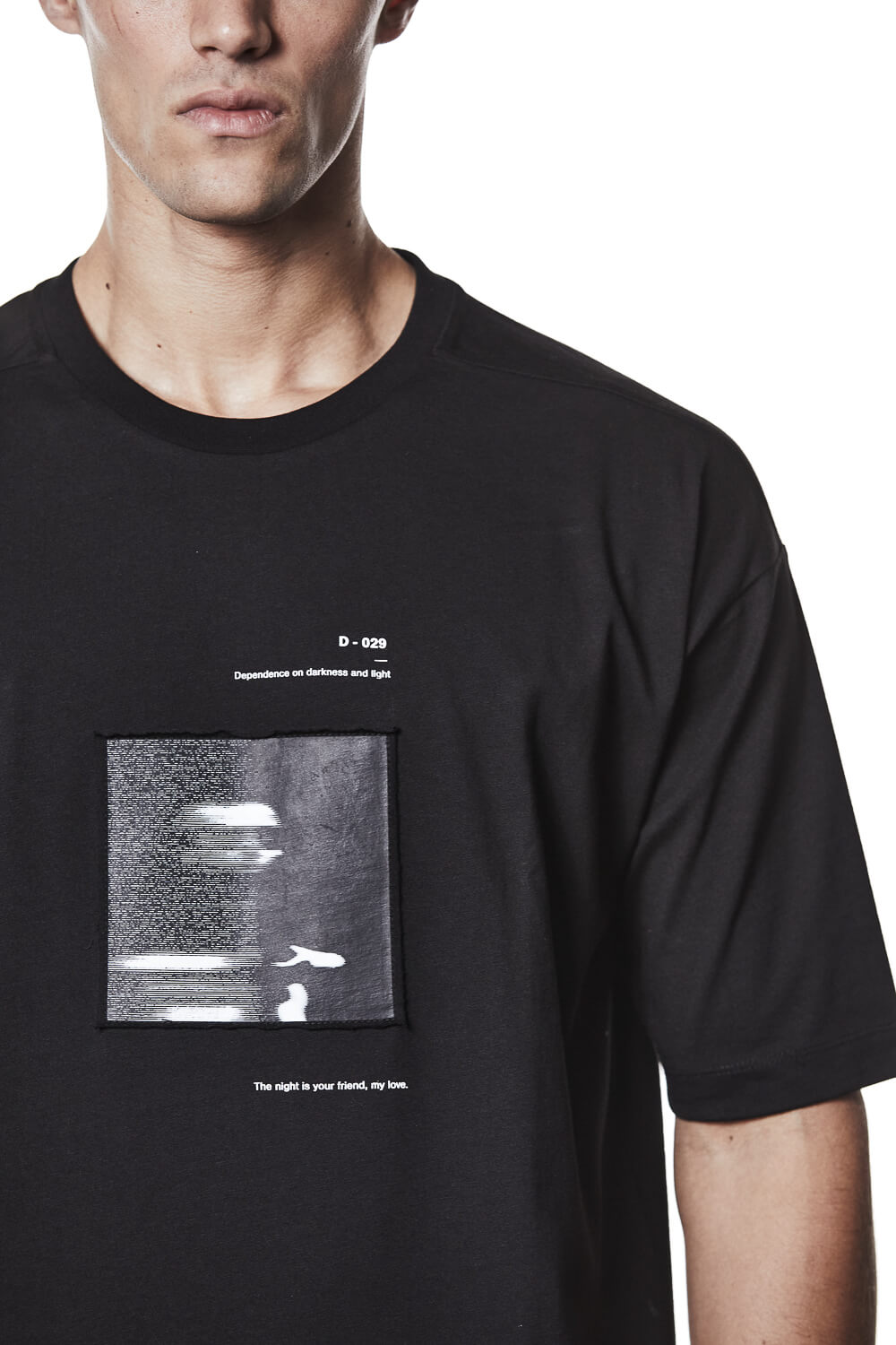 M TS 876 Front Patched Print T-Shirt Black