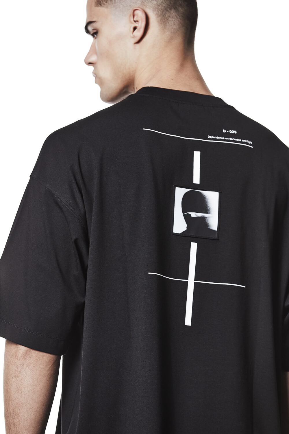 M TS 881 Back Print T-Shirt Black