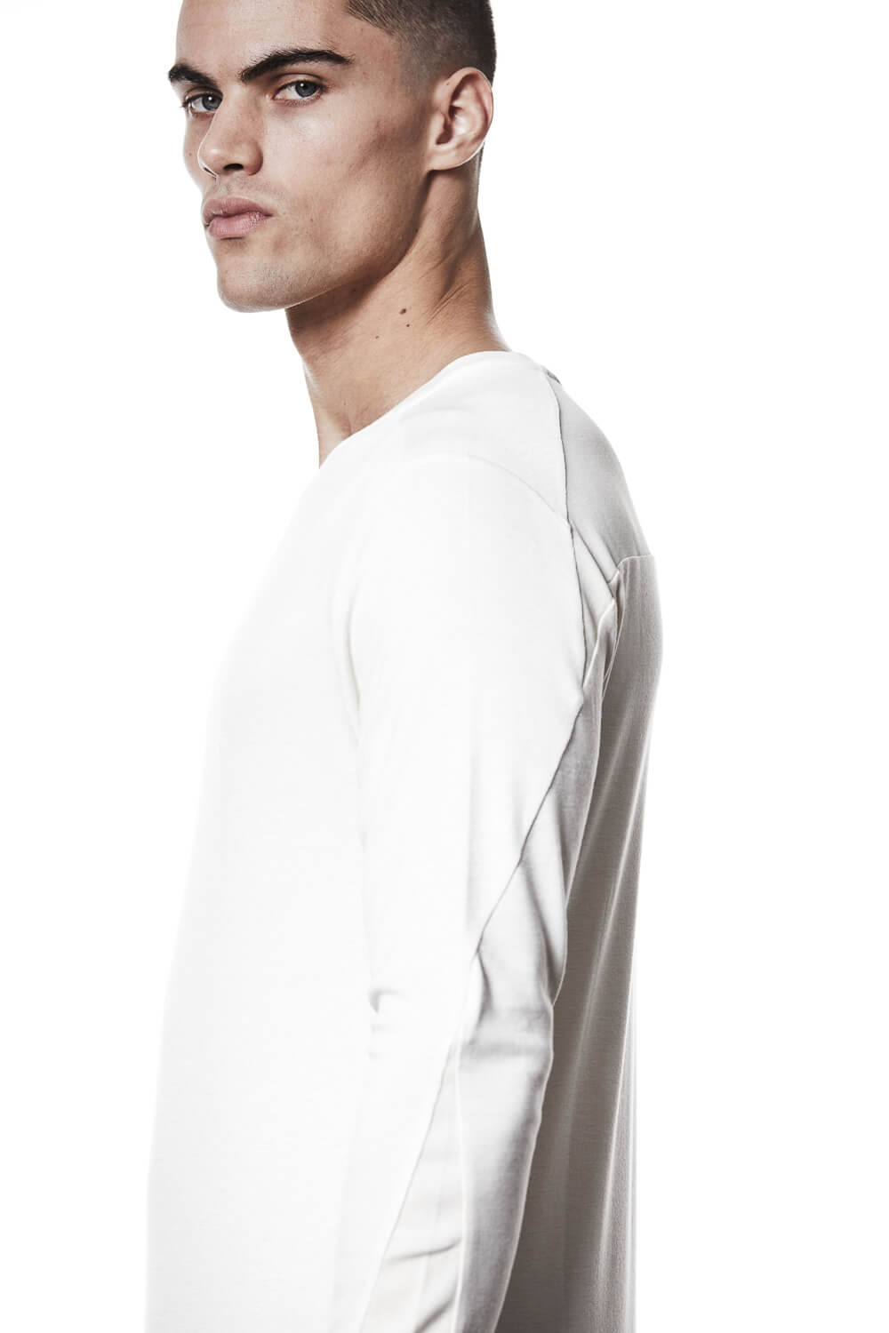 M TS 889 Slim Fit L/S T-Shirt Off White